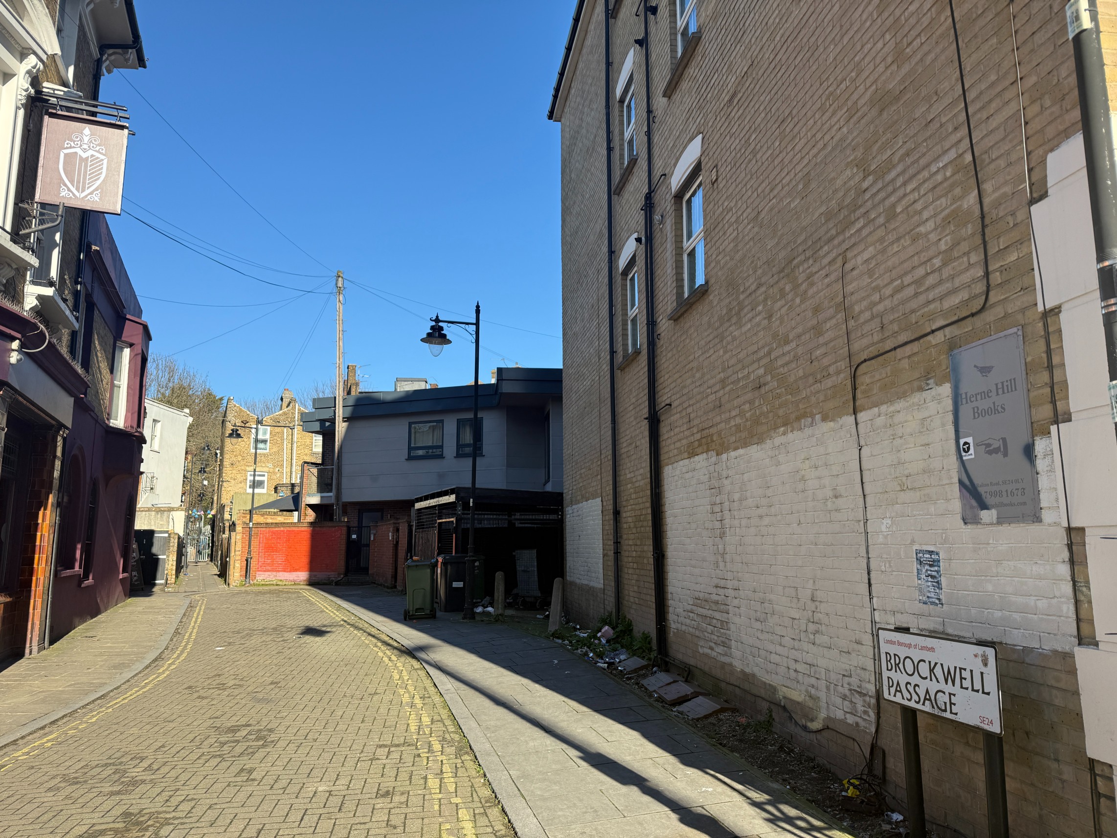 Brockwell Passage